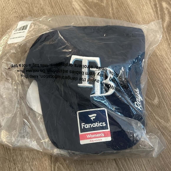 NWT Womens Tampa Bay Rays Cap - Picture 4 of 4